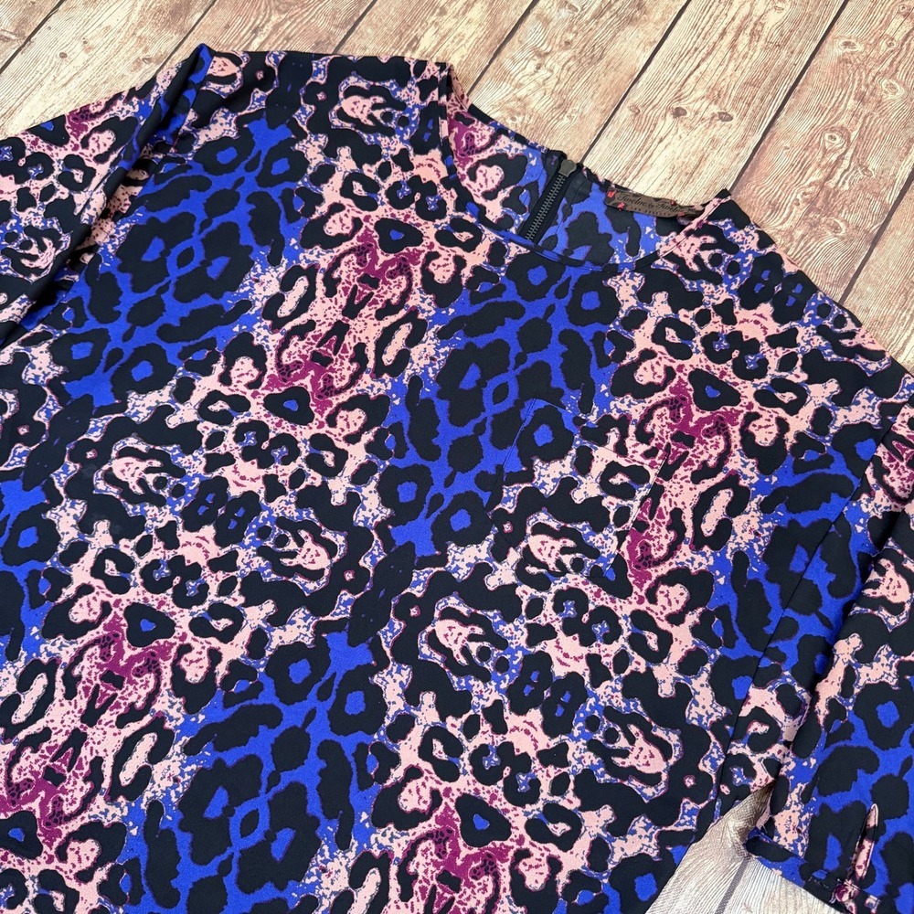 Twelve by Twelve Animal Print Blouse Womens Small Blue Pink Leopard Zip Back